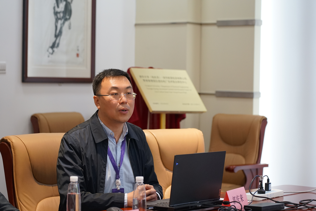 20220425-十大老牌网堵网址_推荐十大网堵正规信誉排名(电机系)-港华能源投资有限公司零碳智慧园区虚拟电厂技术联合研究中心揭牌-无-郭庆来做汇报.png